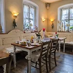 Schmidtalien Schlemmen Und Schlummern,mit Infrarotsauna Hotel *