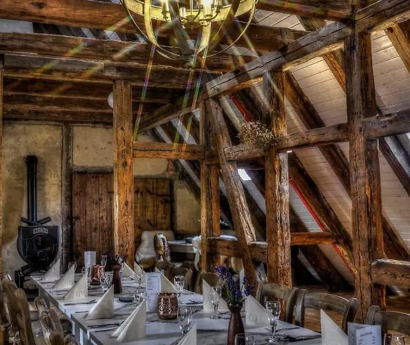 Hotel Schmidtalien Schlemmen Und Schlummern Dommitzsch